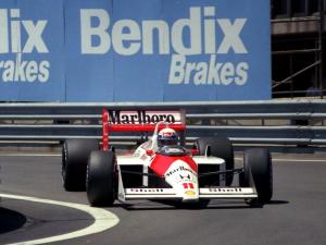McLaren Honda MP4-4 1988 года